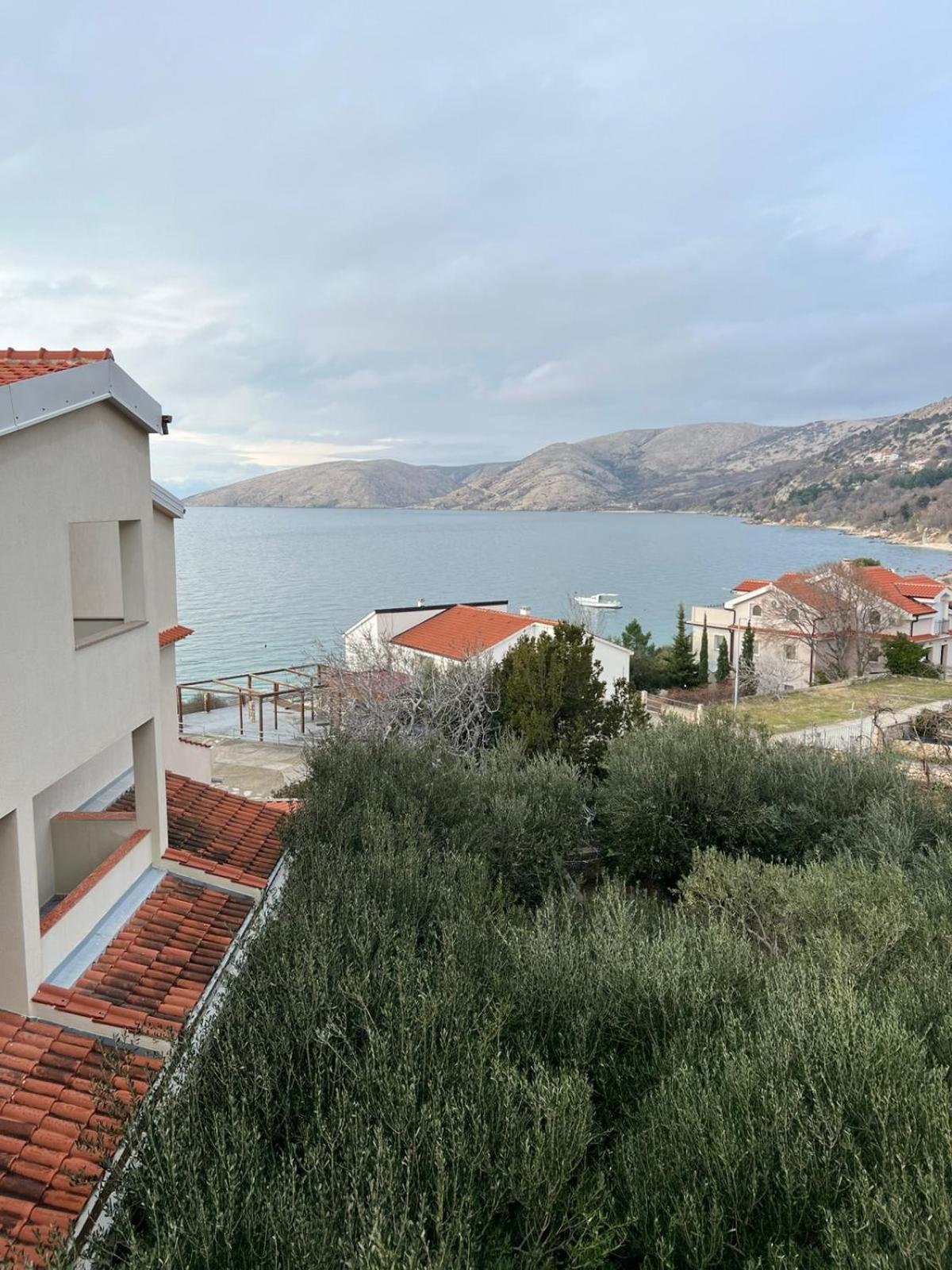 Bellevue Rooms Stara Baška Exteriör bild
