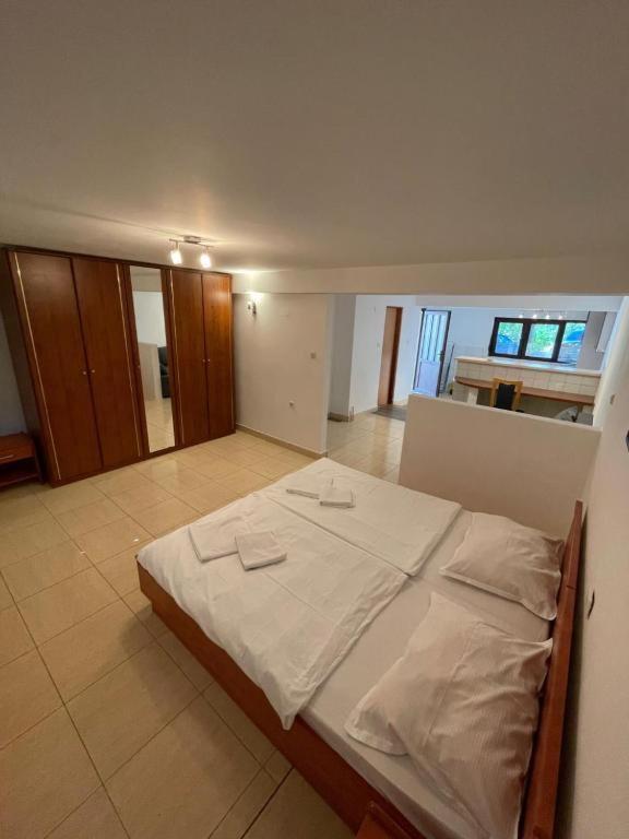 Bellevue Rooms Stara Baška Exteriör bild