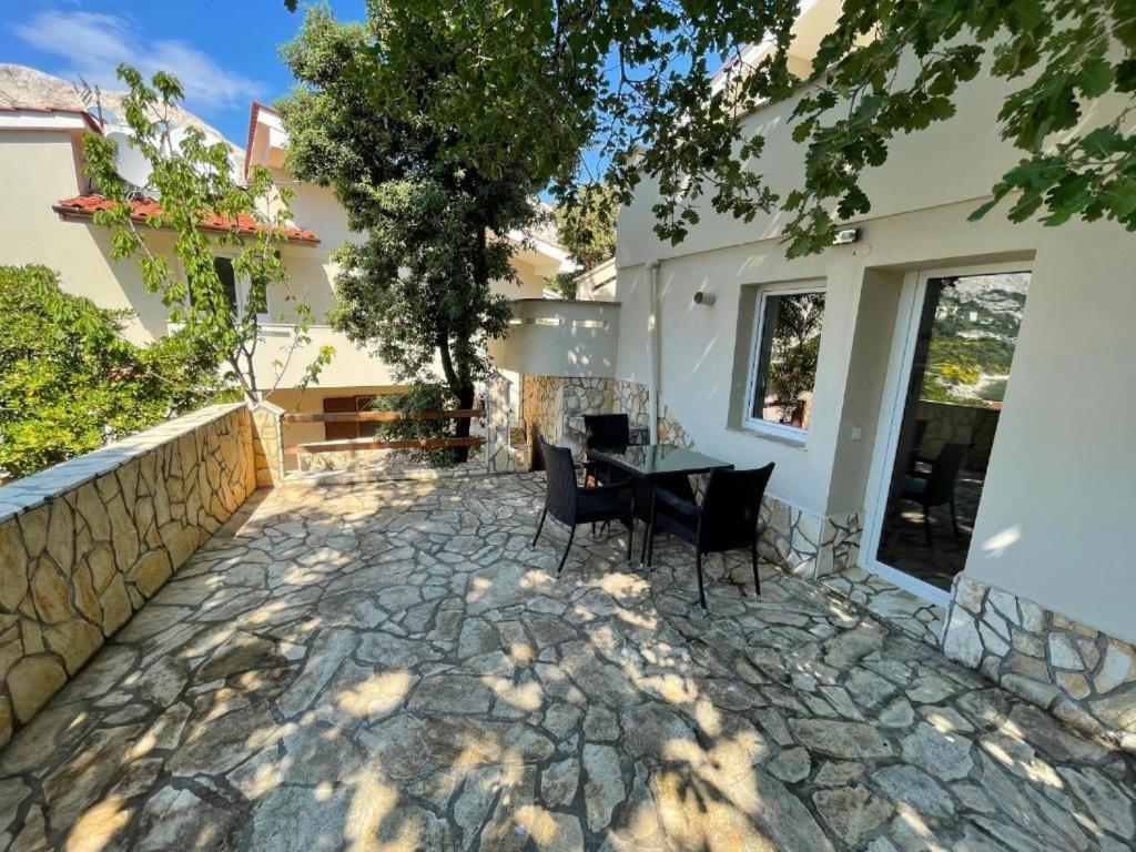 Bellevue Rooms Stara Baška Exteriör bild